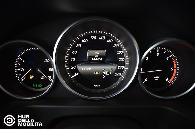 MERCEDES-BENZ E 200 BlueTEC Automatic Business